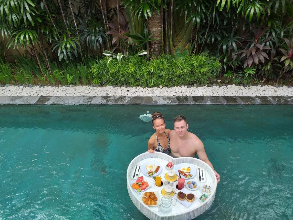 Joglo Villa Bali Penatih Esterno foto