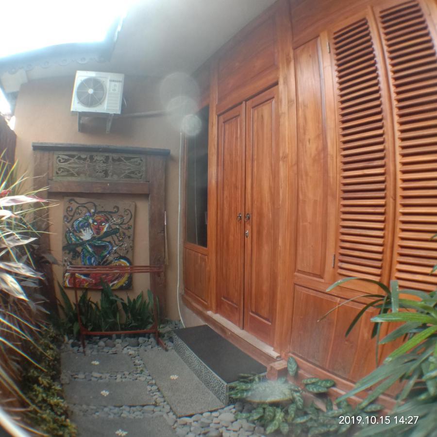 Joglo Villa Bali Penatih Esterno foto