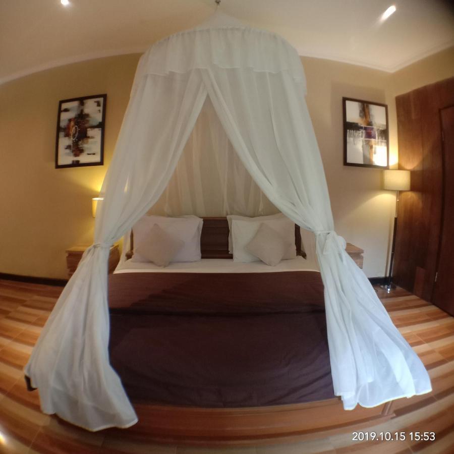 Joglo Villa Bali Penatih Esterno foto