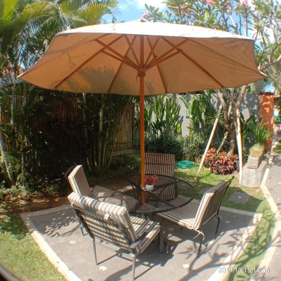 Joglo Villa Bali Penatih Esterno foto